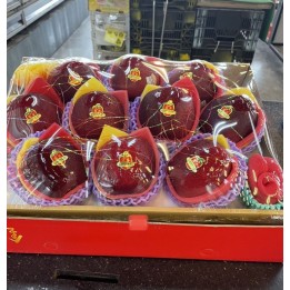 進口富士蘋果禮盒-8-10粒裝-含運價 進口富士蘋果禮盒-8-10粒裝-含運價